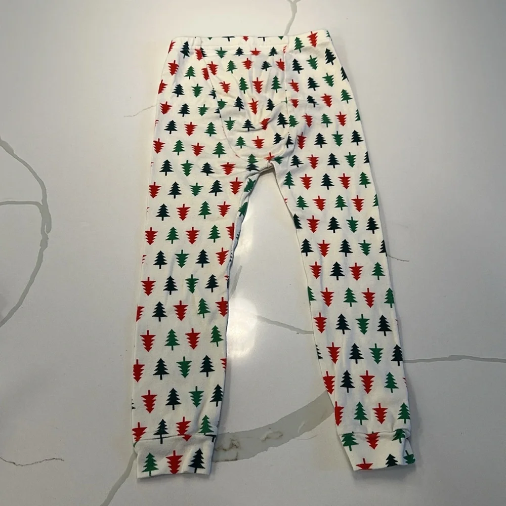 Gap baby cotton 2 piece pajama set long sleeve pants Christmas tree size 4 🌲❤️💚